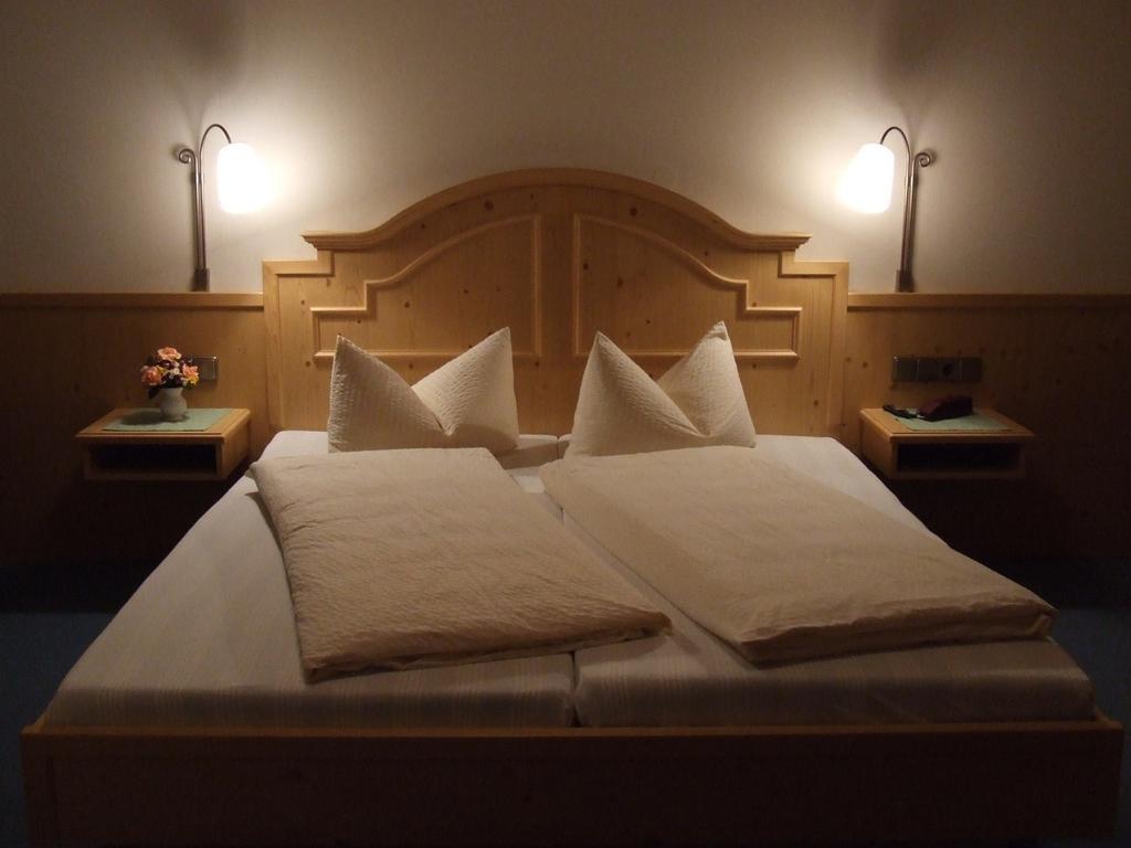 Hotel Drei Lilien Waldbrunn  Pokój zdjęcie